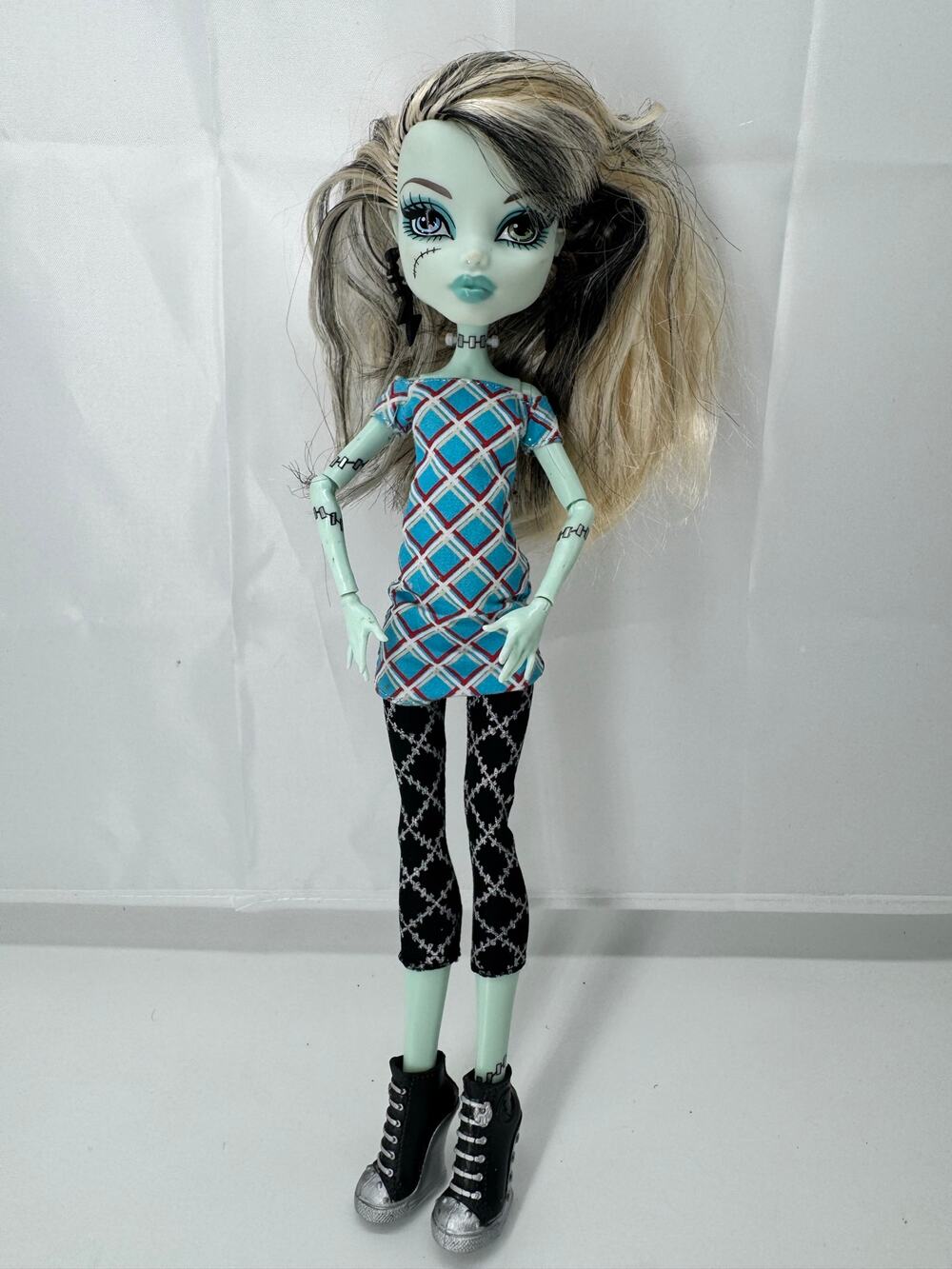 2008 Monster High Frankie Stein Killer Style Day at the Maul